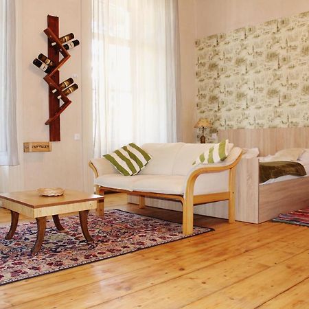 טביליסי Solo Room Apartment מראה חיצוני תמונה