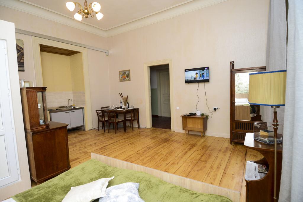 טביליסי Solo Room Apartment מראה חיצוני תמונה