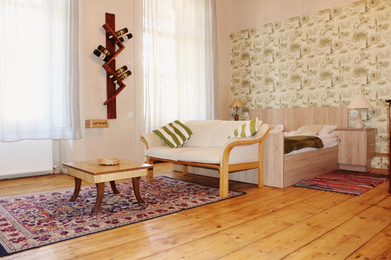 טביליסי Solo Room Apartment מראה חיצוני תמונה